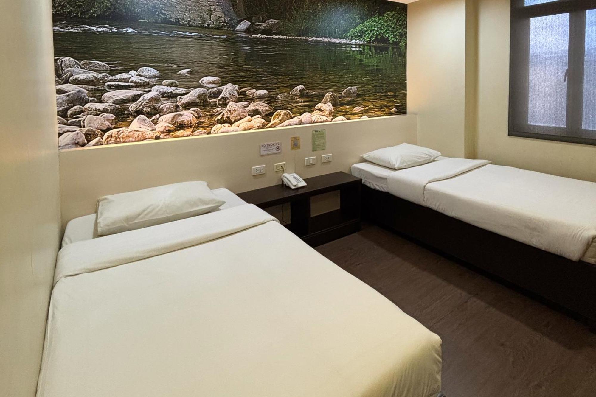 Sugbutel Family Hotel Себу Экстерьер фото