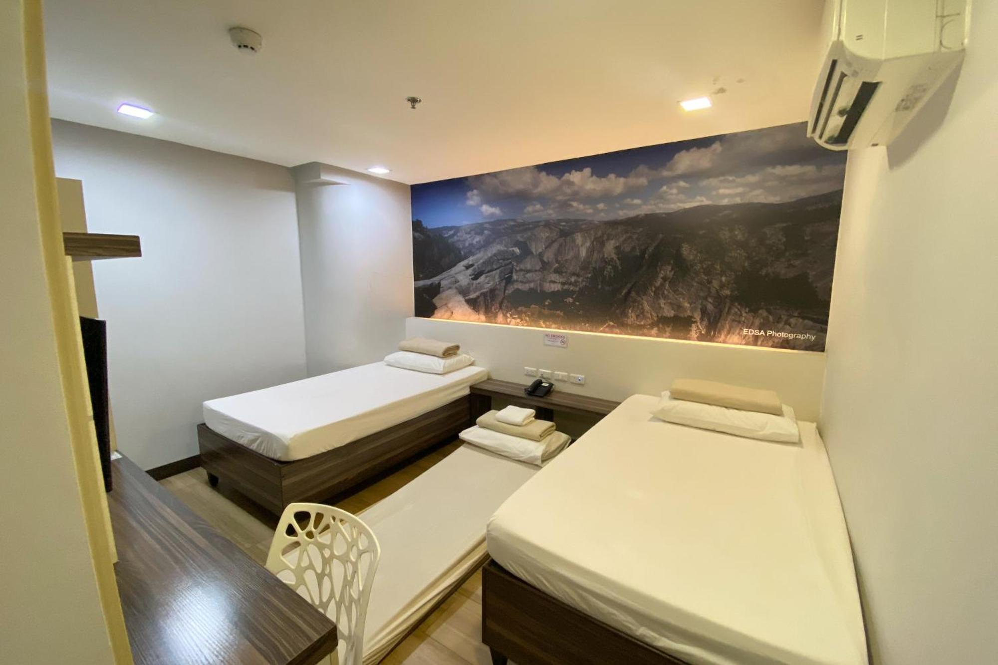 Sugbutel Family Hotel Себу Экстерьер фото