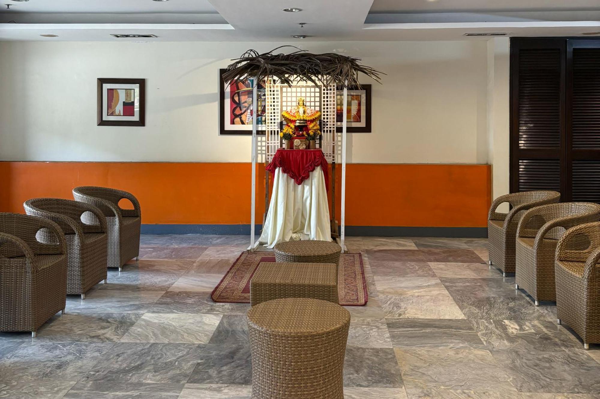 Sugbutel Family Hotel Себу Экстерьер фото