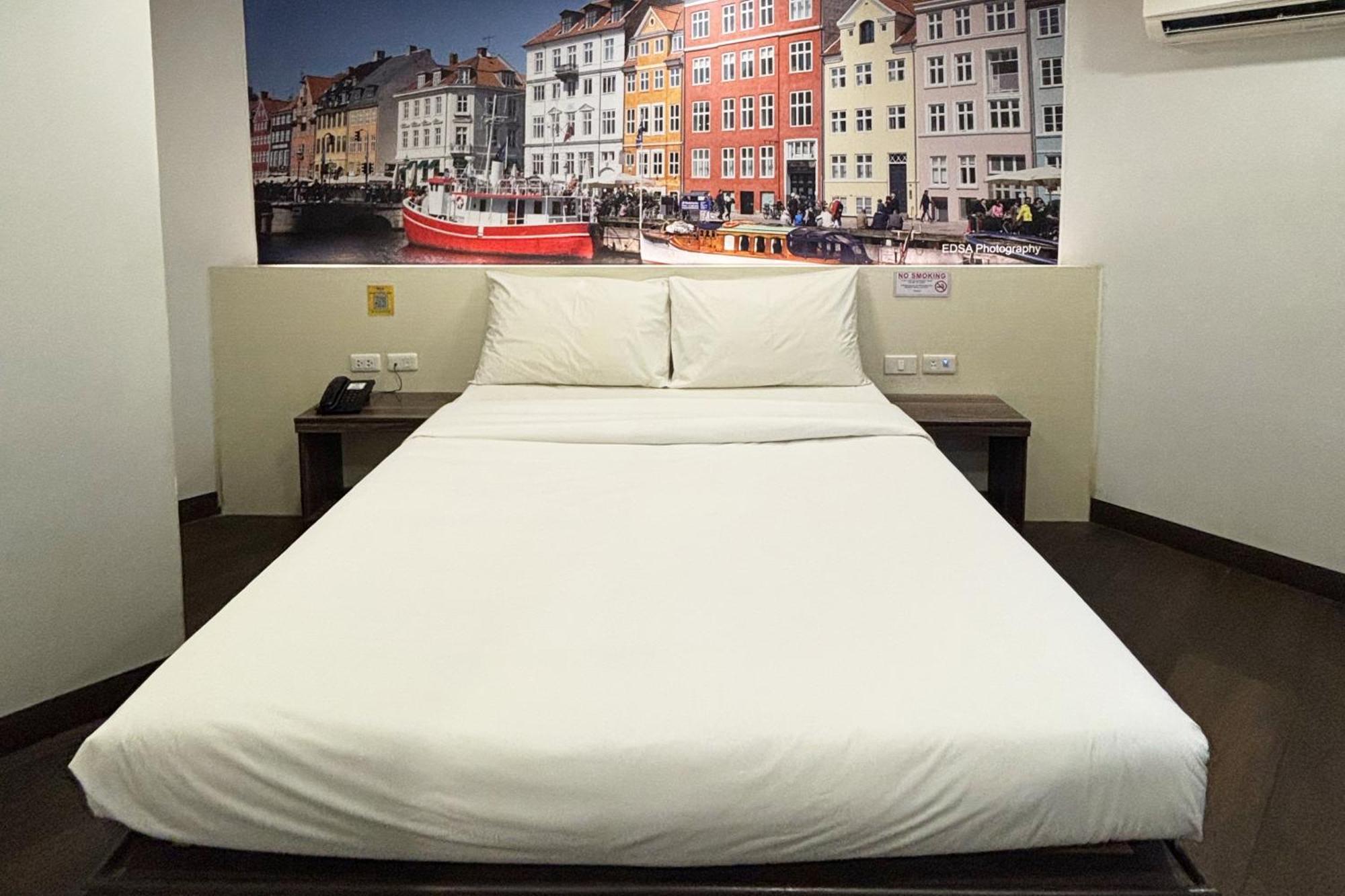 Sugbutel Family Hotel Себу Экстерьер фото